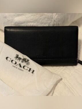 Coach Vintage Black Continental  Wallet 7.5x4.25 Glove Tanned Leather EUC &Dusty